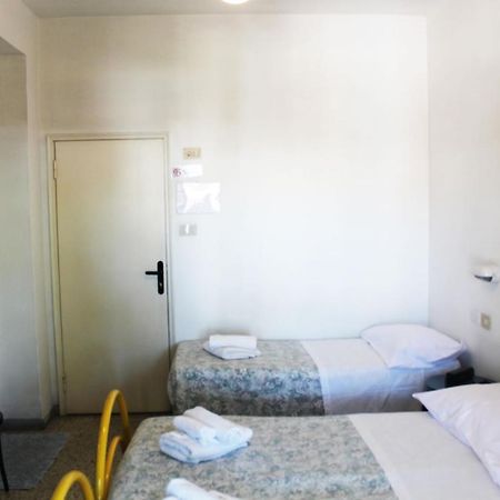 Hotel Elde Riccione Exterior photo